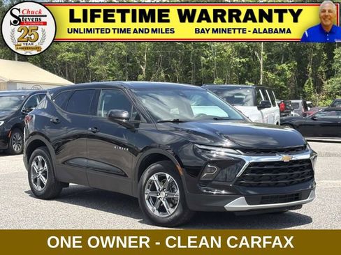 Used 2025 Chevrolet Blazer LT FWD image 1