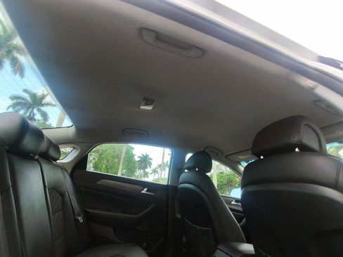 Used 2016 Hyundai Sonata Sport w/ Option Group 02 FWD image 32
