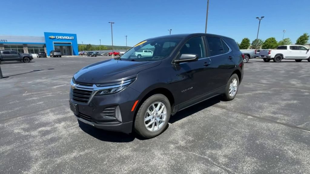 Used 2022 Chevrolet Equinox LT AWD/4WD image 4