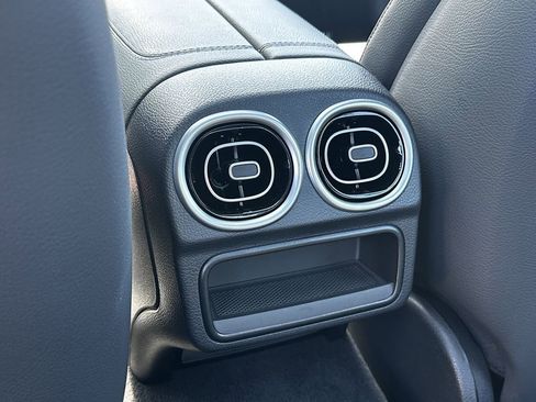 Certified 2025 Mercedes-Benz C 300 Sedan image 26