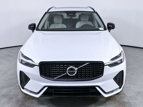 Certified 2023 Volvo XC60 B5 Plus w/ Protection Package Premier image 35