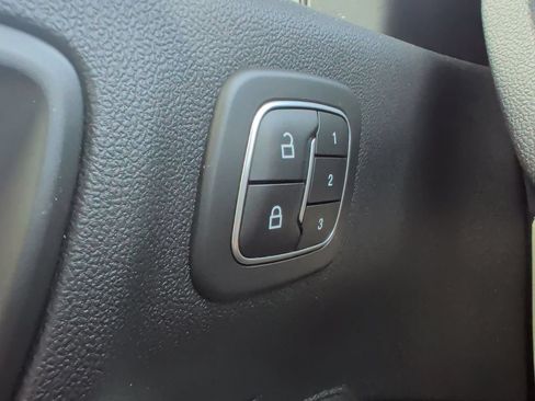 Certified 2020 Ford Escape SEL AWD/4WD image 27