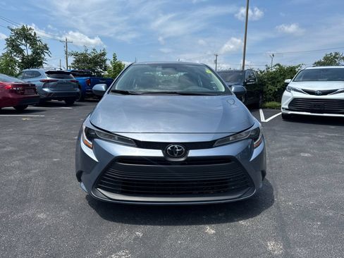 Used 2024 Toyota Corolla LE FWD image 4