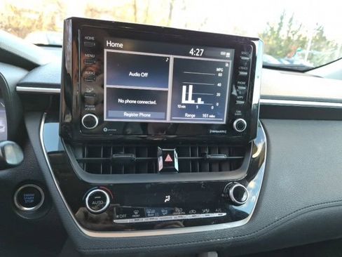 Used 2022 Toyota Corolla Cross LE image 23