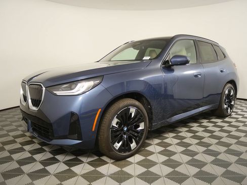 Used 2026 BMW X3 xDrive30i w/ M Sport Package AWD/4WD image 7