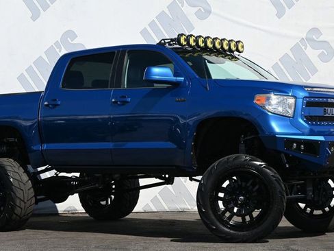 Used 2017 Toyota Tundra SR5 image 3