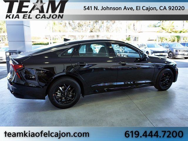 New 2026 Kia K5 LXS FWD image 9