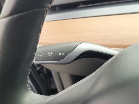 Used 2018 Tesla Model 3 Long Range image 22