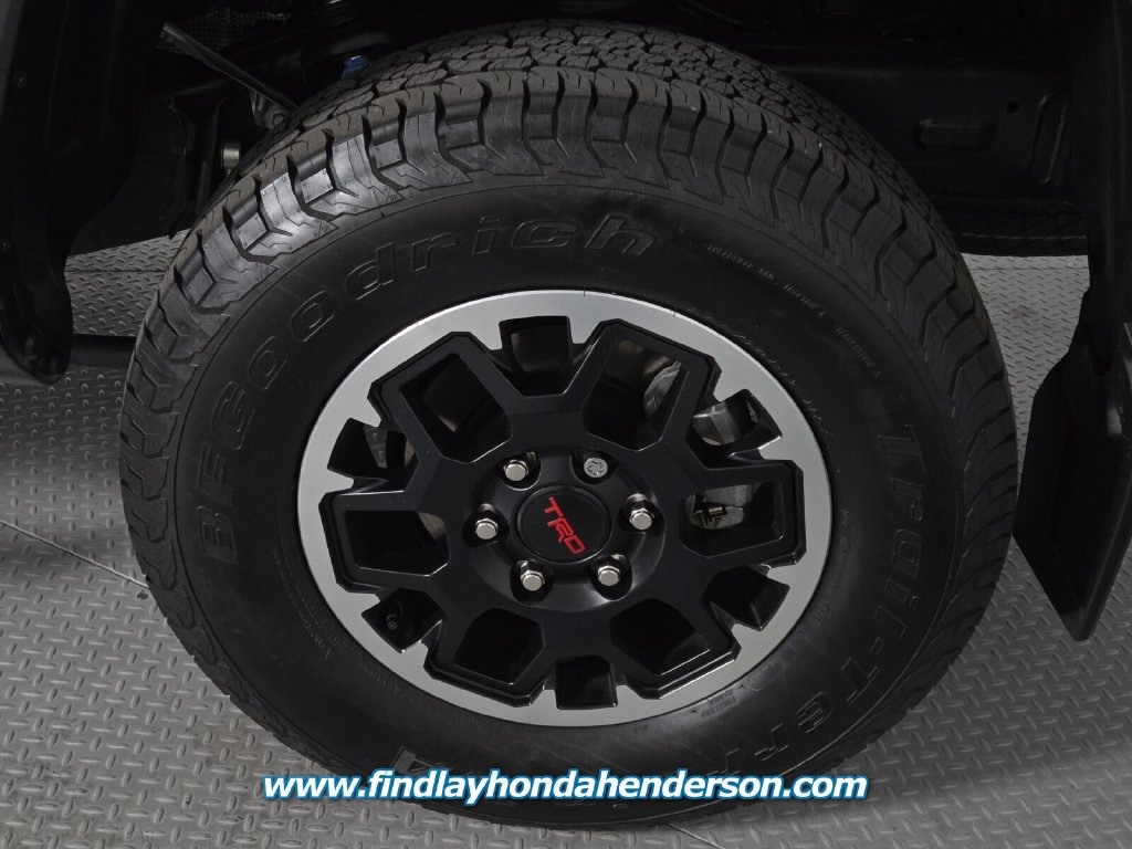 Used 2024 Toyota Tacoma TRD Off-Road AWD/4WD image 10