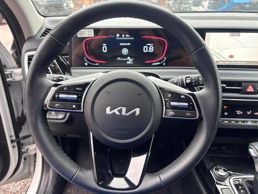 Used 2025 Kia Seltos S AWD/4WD image 13