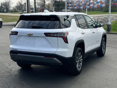 Used 2025 Chevrolet Equinox LT image 5