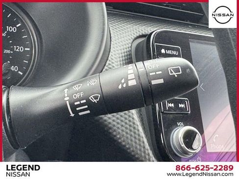 Used 2024 Nissan Kicks SV FWD image 22