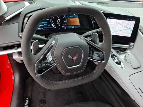 Used 2024 Chevrolet Corvette Stingray Premium Conv w/ Z51 Performance Package RWD image 10