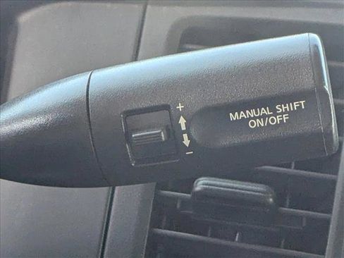 Used 2019 Nissan NV 3500 SL image 28