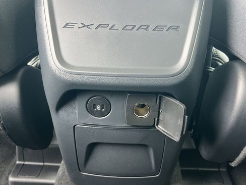 New 2026 Ford Explorer Active image 18