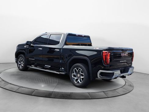 Used 2023 GMC Sierra 1500 SLT w/ SLT Premium Package AWD/4WD image 5
