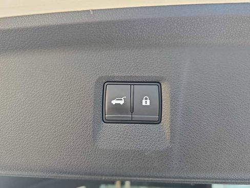 Certified 2025 INFINITI QX60 Sensory image 29