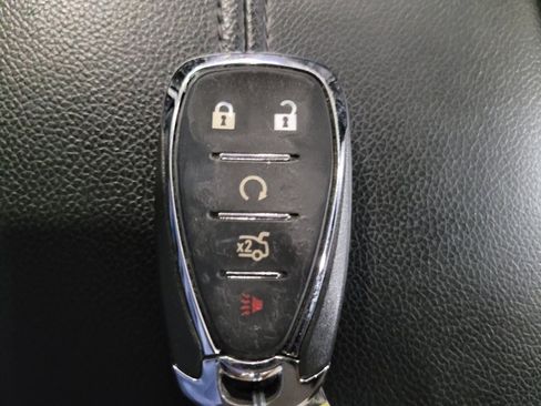 Used 2024 Chevrolet Malibu LT FWD image 32