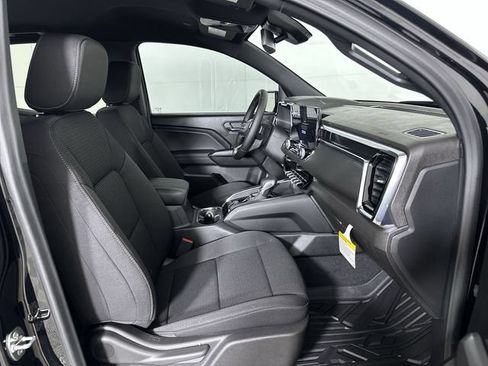 New 2026 GMC Canyon Elevation w/ Convenience Package RWD image 30