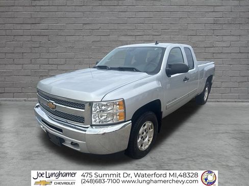 Used 2013 Chevrolet Silverado 1500 LT w/ All-Star Edition AWD/4WD image 7