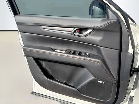 Certified 2025 MAZDA CX-5 Carbon Edition image 21