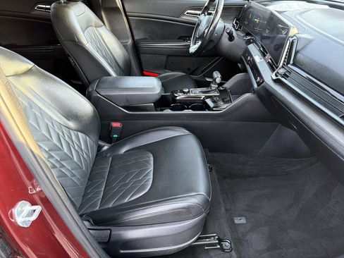 Used 2023 Kia Sportage X-Line w/ X-Line Premium Package image 13