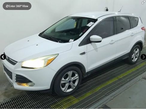 Used 2014 Ford Escape SE FWD image 1