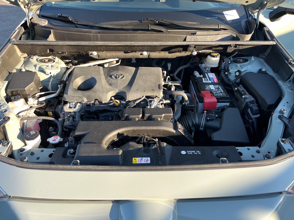 Used 2019 Toyota RAV4 XLE w/ Convenience Package FWD image 22