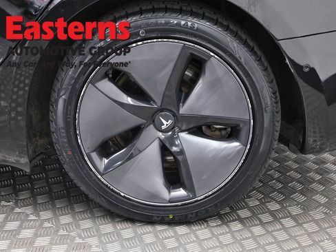 Used 2018 Tesla Model 3 Long Range AWD/4WD image 27