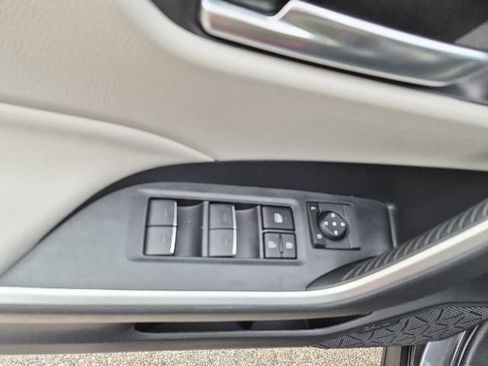 Used 2024 Toyota RAV4 XLE w/ Convenience Package AWD/4WD image 17