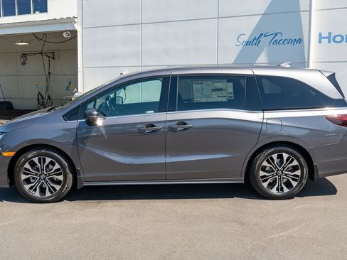 New 2026 Honda Odyssey Elite image 9