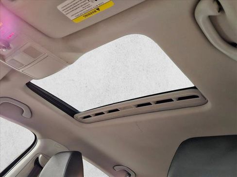 Used 2012 Volkswagen Passat 2.5 SE image 14