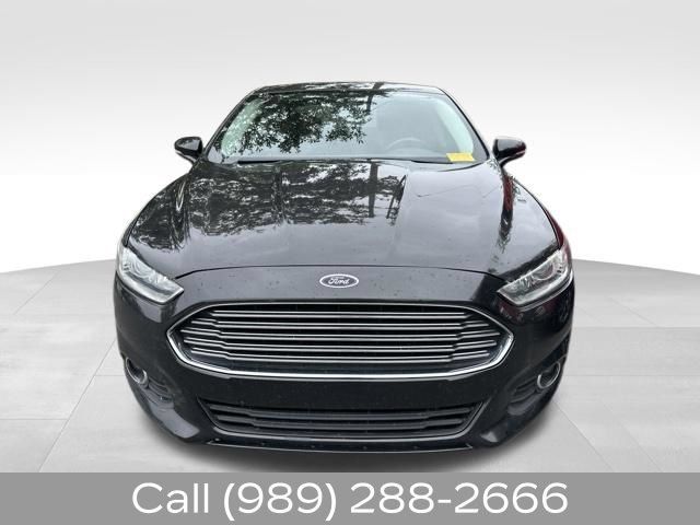 Used 2013 Ford Fusion SE FWD image 2