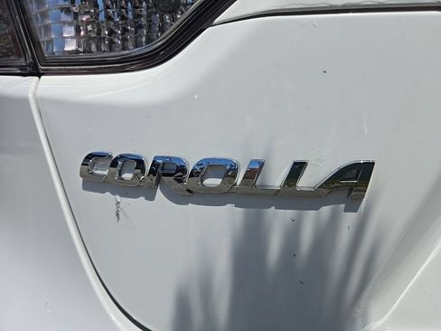 Used 2024 Toyota Corolla SE FWD image 7
