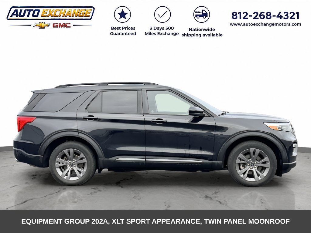 Used 2023 Ford Explorer XLT w/ XLT Sport Appearance Package AWD/4WD image 2