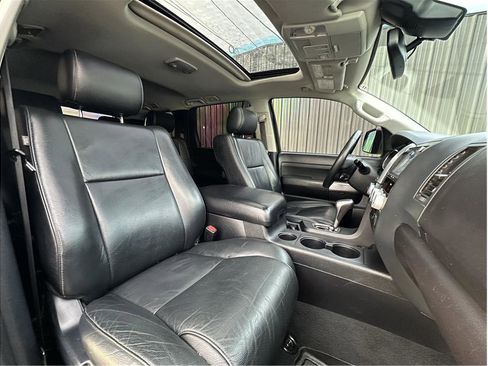 Used 2020 Toyota Sequoia TRD Sport w/ TRD Sport Premium Package image 15