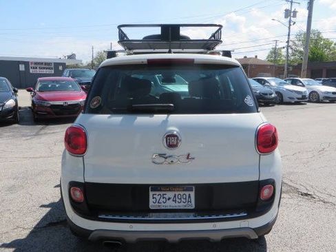 Used 2014 FIAT 500L Trekking w/ Popular Equipment Group FWD image 3