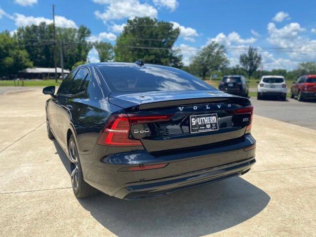 Used 2024 Volvo S60 B5 Core AWD/4WD image 8