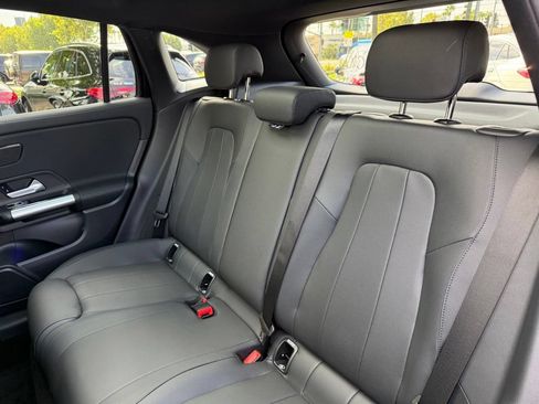 New 2026 Mercedes-Benz GLA 250 image 14