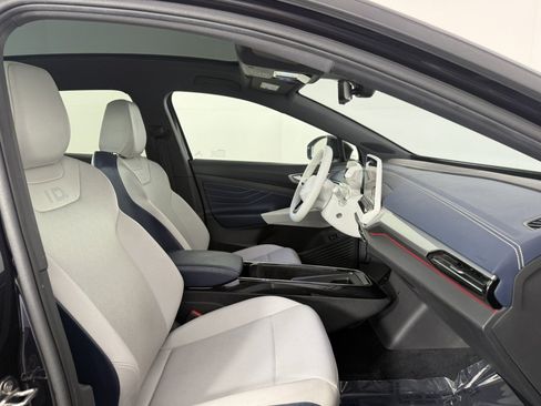 Used 2023 Volkswagen ID.4 Pro S AWD/4WD image 10