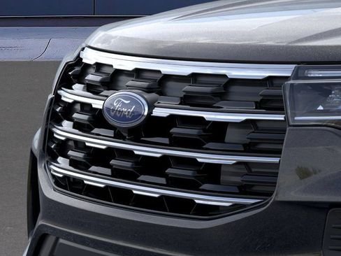 New 2026 Ford Explorer Active image 17
