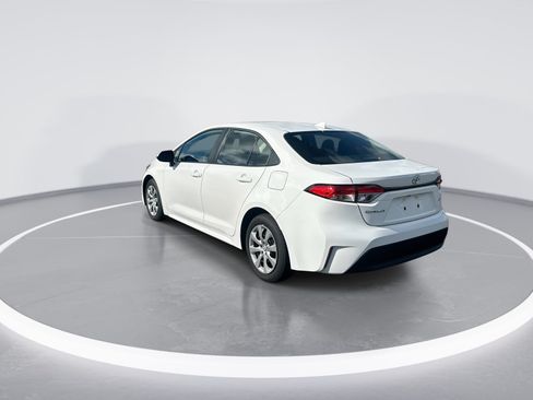 Used 2026 Toyota Corolla LE FWD image 7