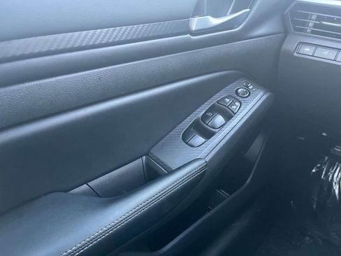 Used 2025 Nissan Altima 2.5 SV image 18