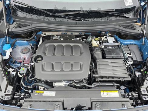 New 2026 Volkswagen Tiguan SE image 12