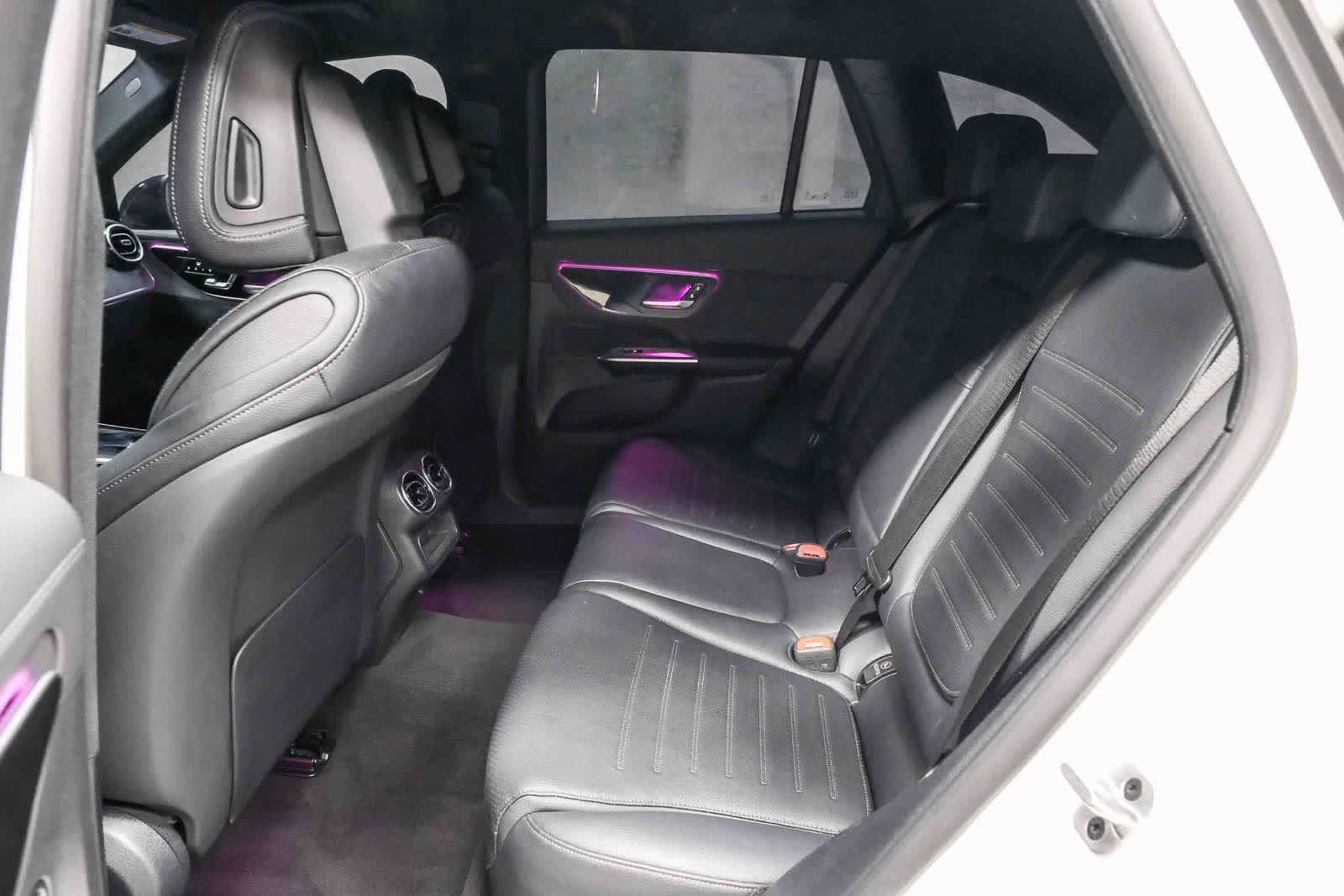 Used 2025 Mercedes-Benz GLC 350e 4MATIC image 23