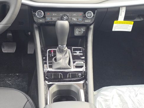 New 2026 Jeep Compass Limited image 10