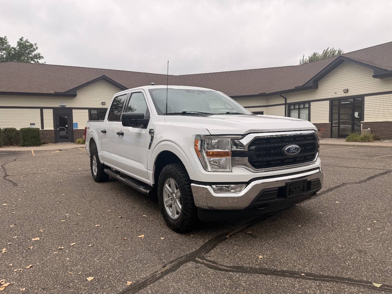 Used 2022 Ford F150 XLT w/ Equipment Group 301A Mid AWD/4WD image 2