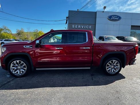 Used 2022 GMC Sierra 1500 Denali w/ Denali Reserve Package image 2