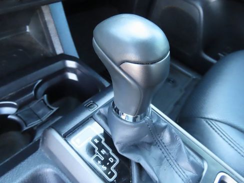 Used 2022 Toyota Tacoma TRD Sport image 33