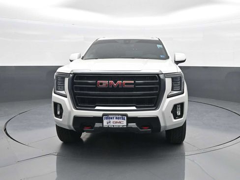 Used 2022 GMC Yukon XL AT4 AWD/4WD image 3
